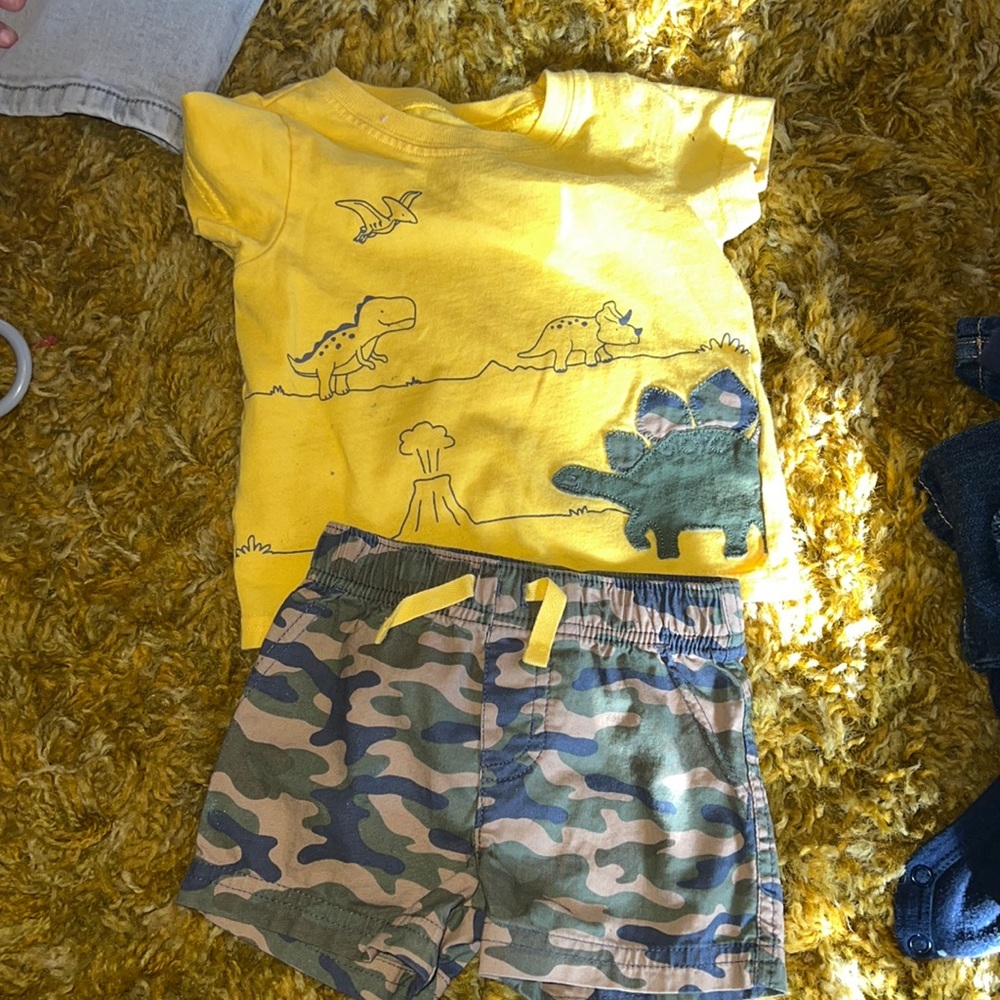 Baby boy 2 piece outfit size 3-6 months!